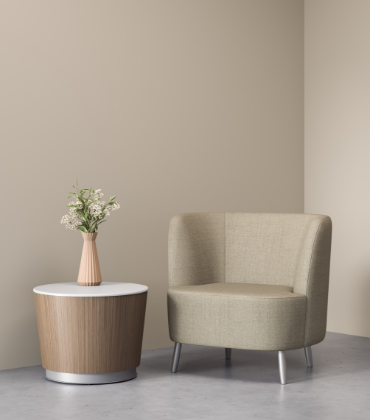 Clover chair and Pavilion Table